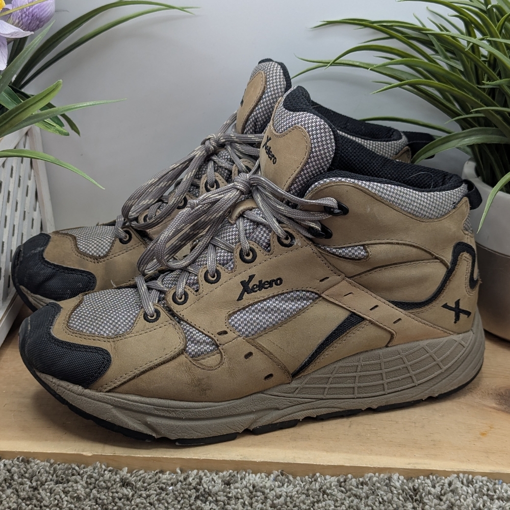 Xelero Hyperion Men's Size 11 Leather Boots Hiking Walking Winter